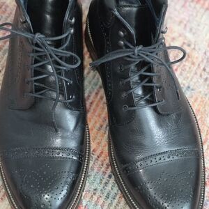 Johnston & Murphy Black Leather Lace-Up Boots